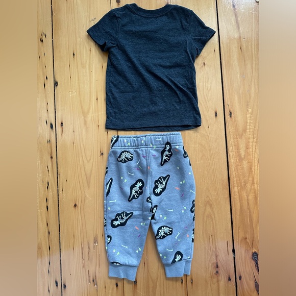 Cat & Jack - Halloween t-shirt and pant - Worn once - Picture 2 of 6